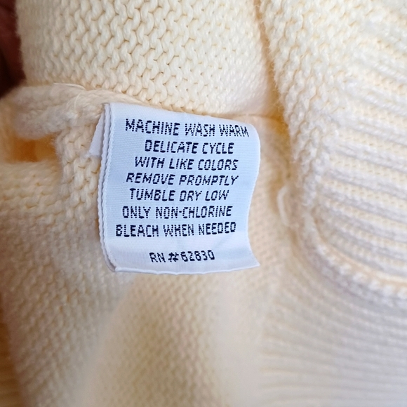 Vintage Lands' End Men's Cream Knit Long Sleeve V-Neck Sweater Top Size XL - Picture 12 of 12